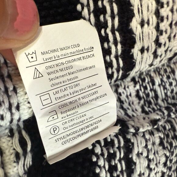 VINCE Sweater Long Vest Textured 100% Cotton NWT Size M Black White $395 - Picture 9 of 12